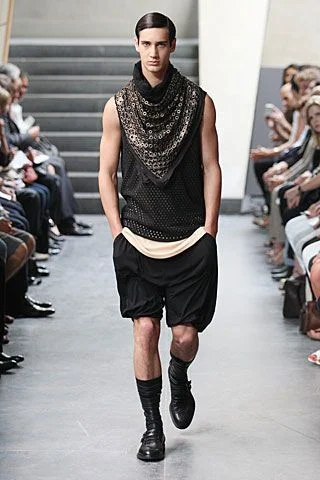 Look 10